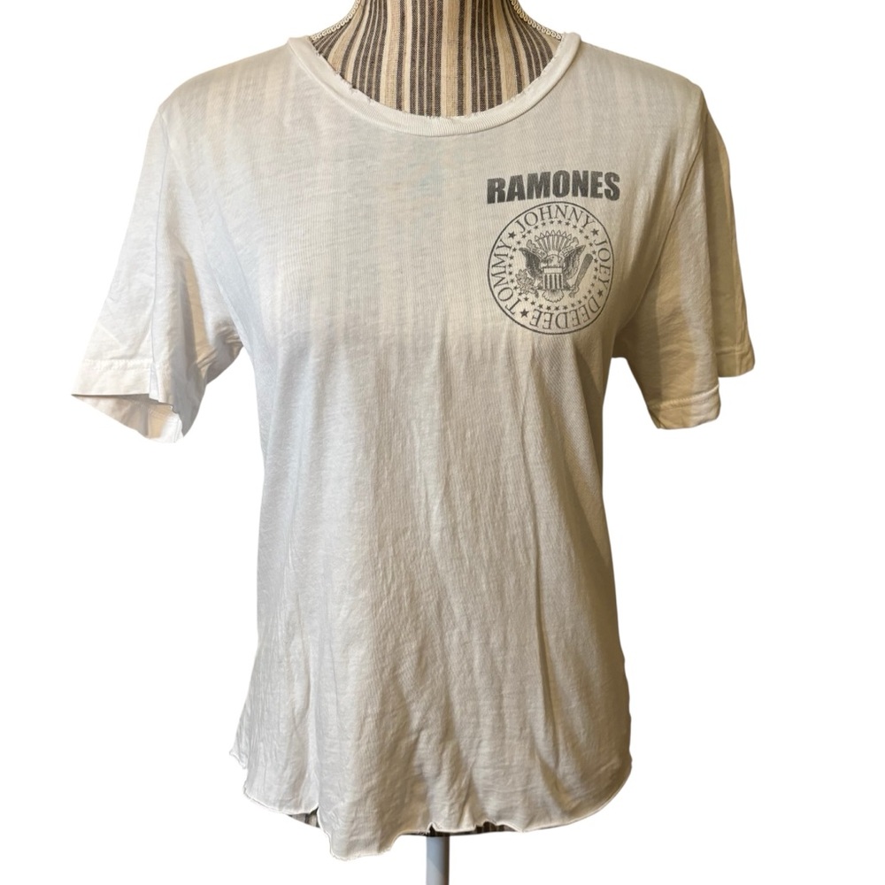 Ramones Tee Small White Graphic Short Sleeve Ramones 1•2•3•4 Official licensed